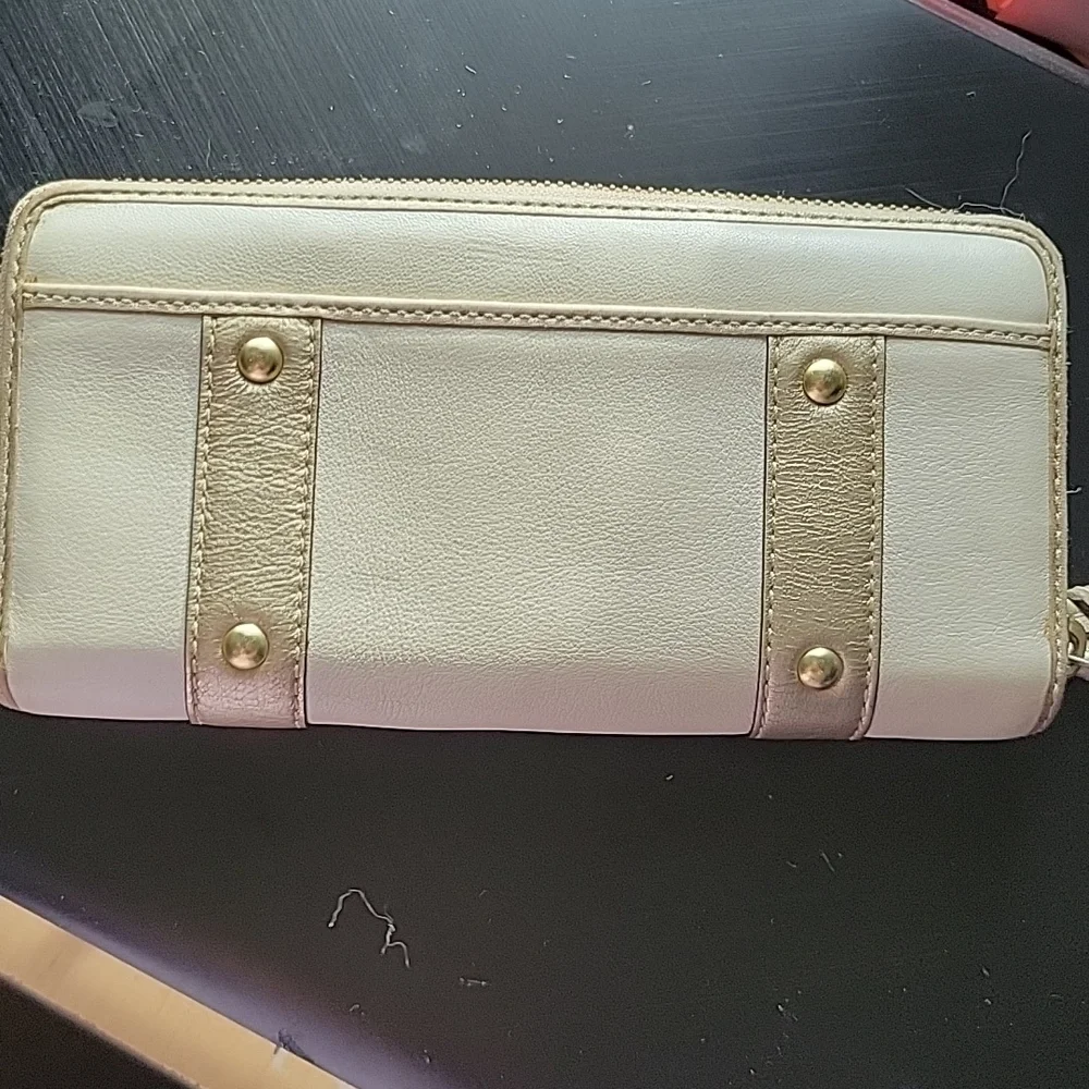 Coach Leatherware Est 1941 Metallic Double Buckle Zip Around Long Wallet Ivory G